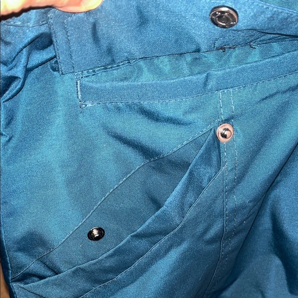 Women's Winter Puffer Jacket - Heavyweight Long Length - Picture 3 of 11